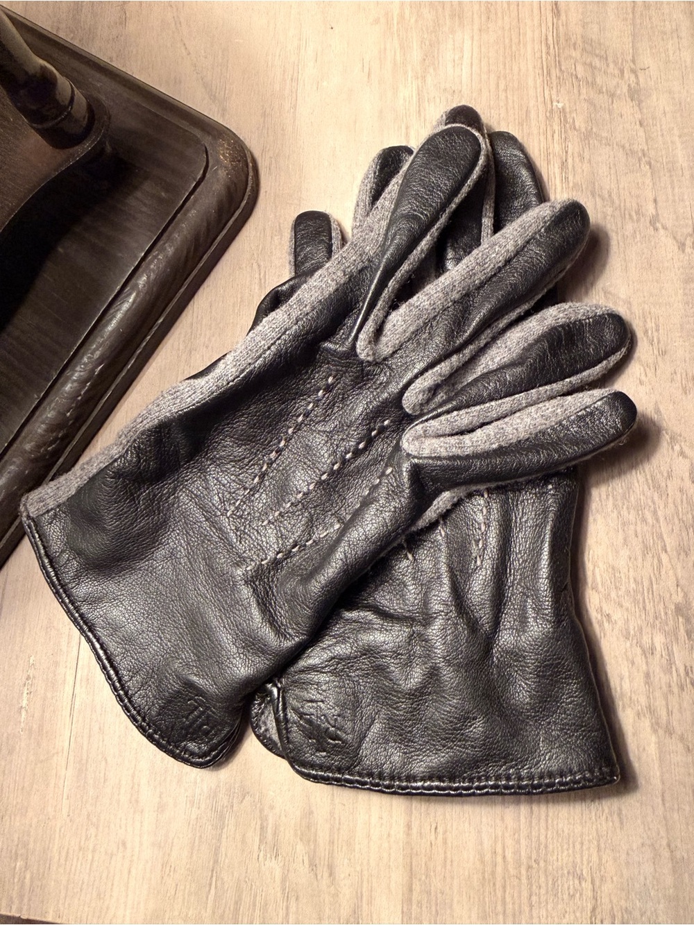 Ralph Lauren fabric and leather gloves